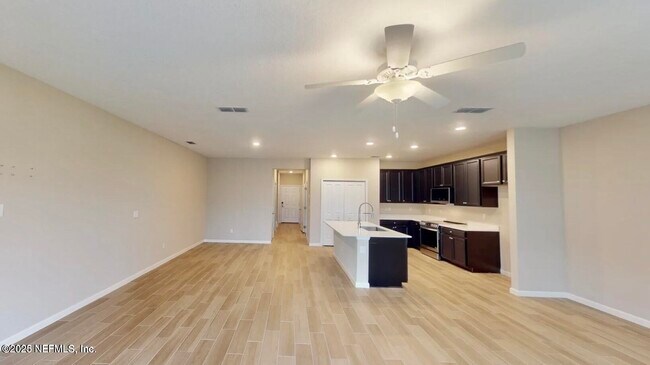 Building Photo - 495 Boracay Cir