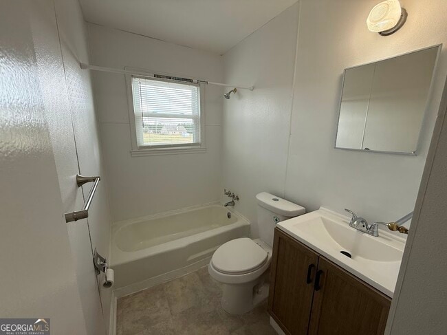 Building Photo - 2381 Rat Kinney Rd