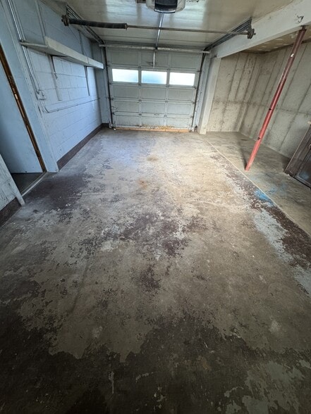 extender attached garage (heated and cooled) - 2605 Cedar St