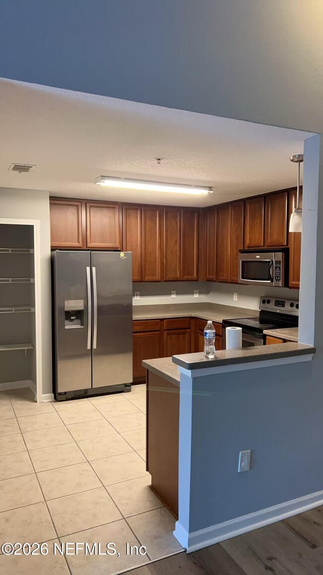 Building Photo - 13827 Herons Landing Way
