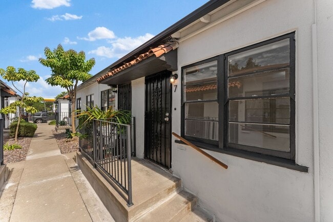 Building Photo - 3131-3151 Adams Ave