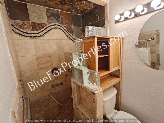 Building Photo - 8679 N Auriga Way