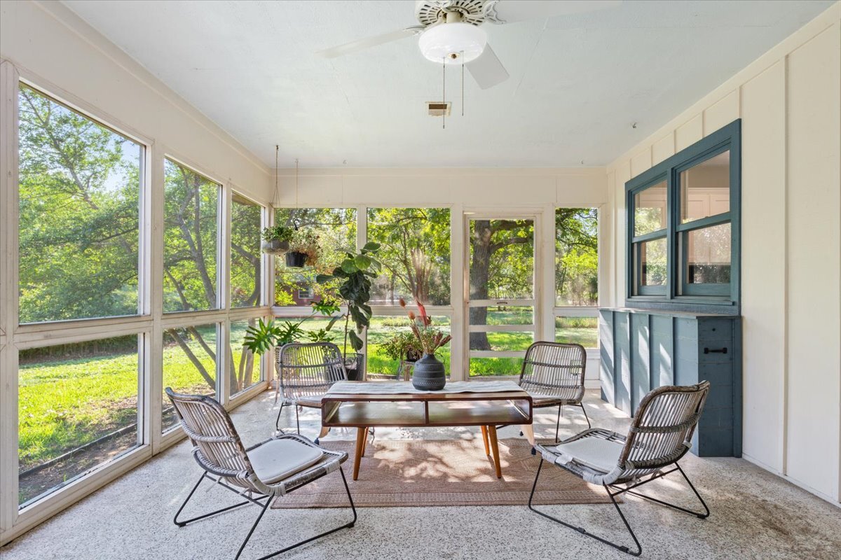 Building Photo - 12205 Midland Walk