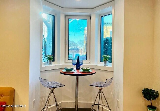 Building Photo - 71 Booraem Ave