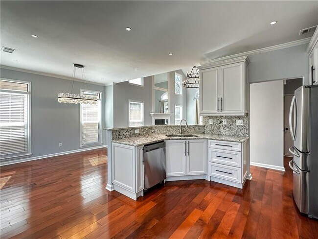 Building Photo - 3255 Park Chase