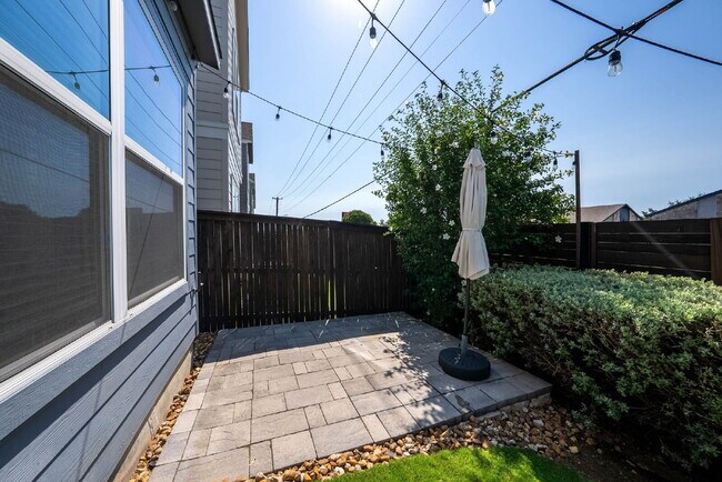 Building Photo - Bright and Modern Two-Story in One of San ...