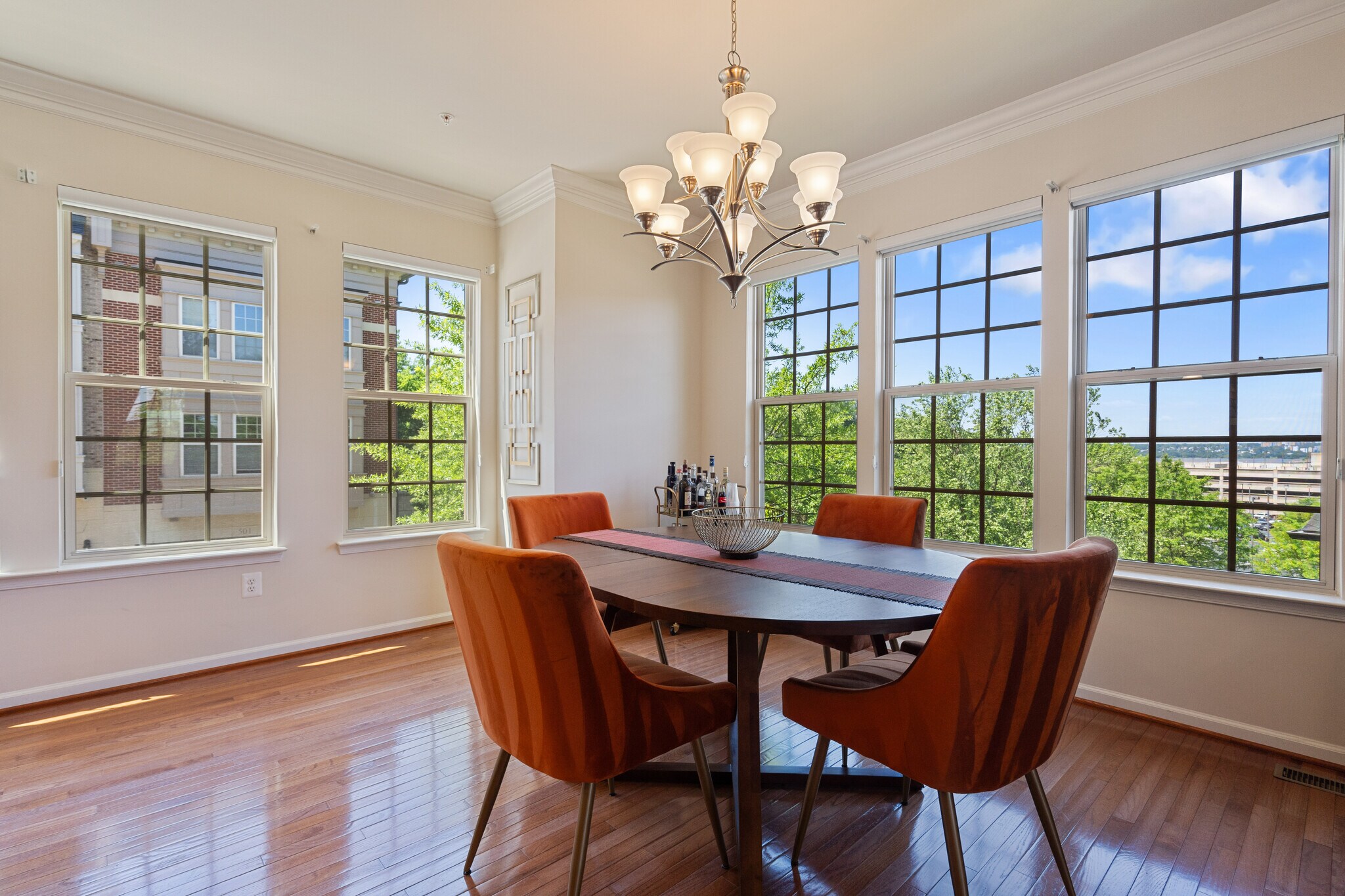 Building Photo - 500 Overlook Park Dr