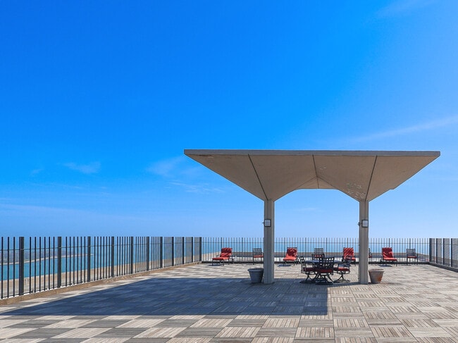 Building Photo - 3550 N Lake Shore Dr