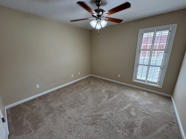 Building Photo - FOR RENT in Dothan , AL!!