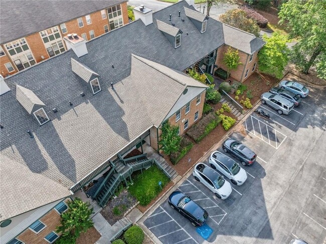 Building Photo - 705 Beaufort Cir