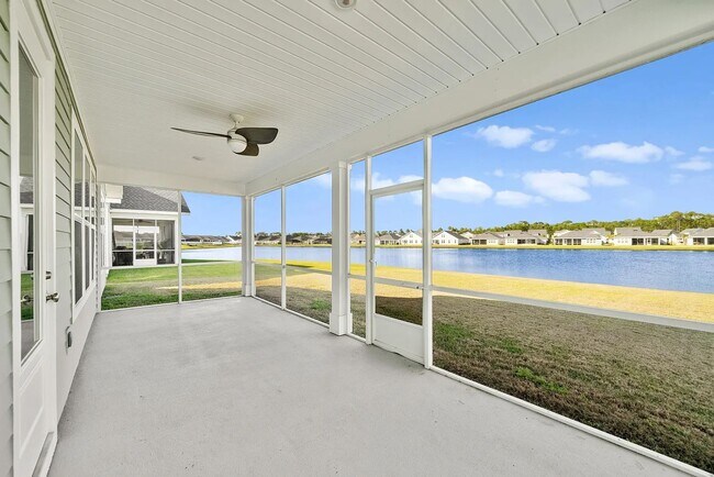 Building Photo - Breakfest Point 3 Bedroom 2 bath