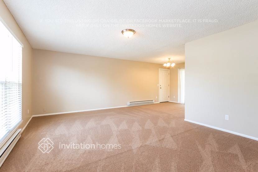 Building Photo - 10912 Birch Dr