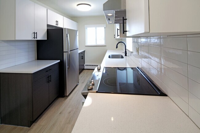 Kitchen - 970 North St