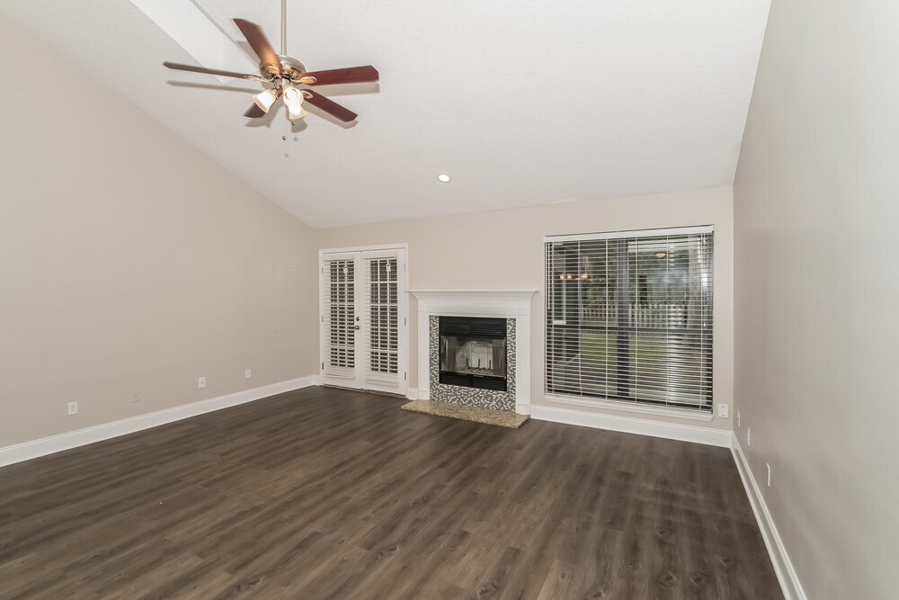 Building Photo - 1676 Tall Timber Dr