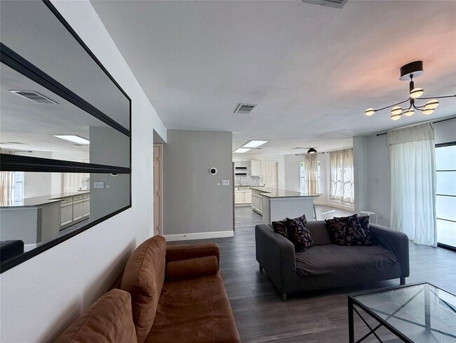 Building Photo - 12952 Dionysus Dr