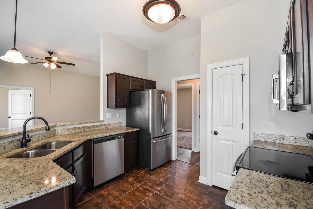 Building Photo - 8213 Park Pike