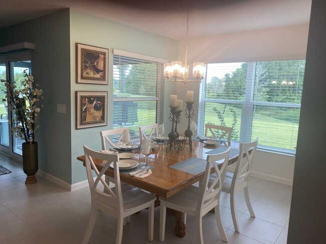 Building Photo - 1395 Guillermina Loop