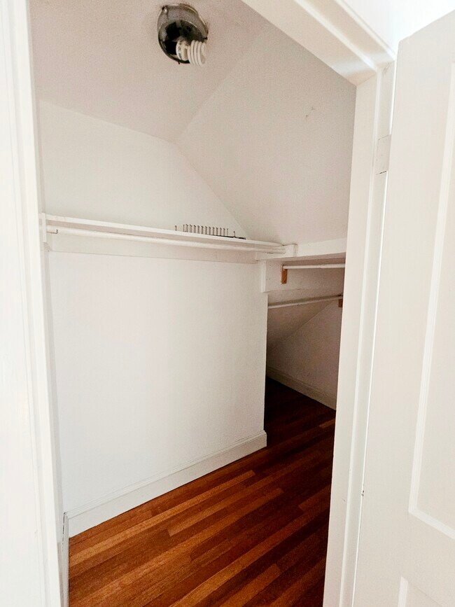 Building Photo - 11 Keefe Ave