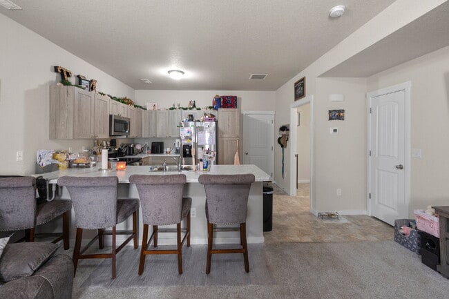 Building Photo - Modern 3 Bed Townhome with Garage – Water ...