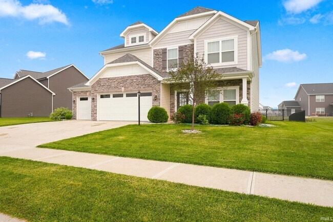 Building Photo - 12502 Speranza Dr