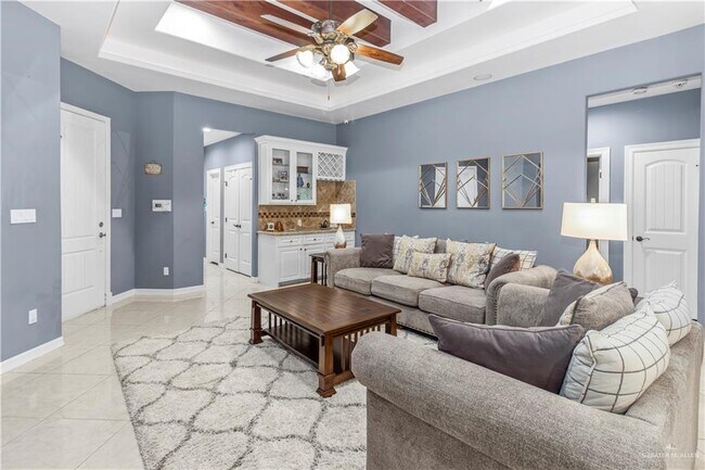 Building Photo - 25 Nickel Dr