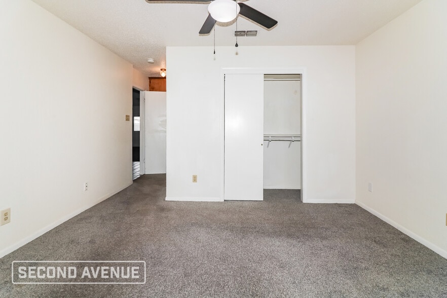 Building Photo - 7818 Impala Dr