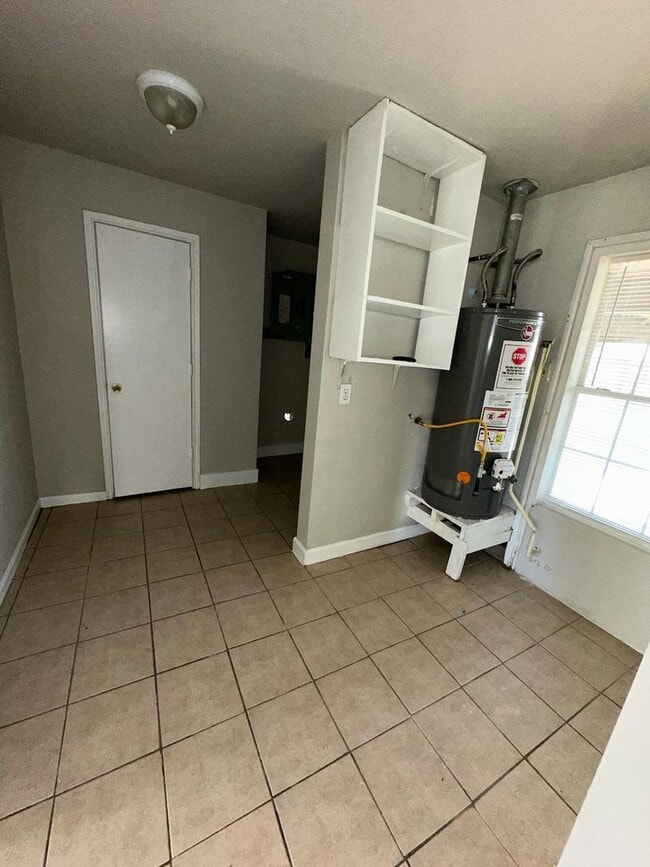 Building Photo - Great 3 Bedroom Single Family in Angleton