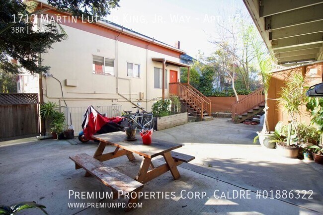 Building Photo - 1713 Martin Luther King, Jr Way