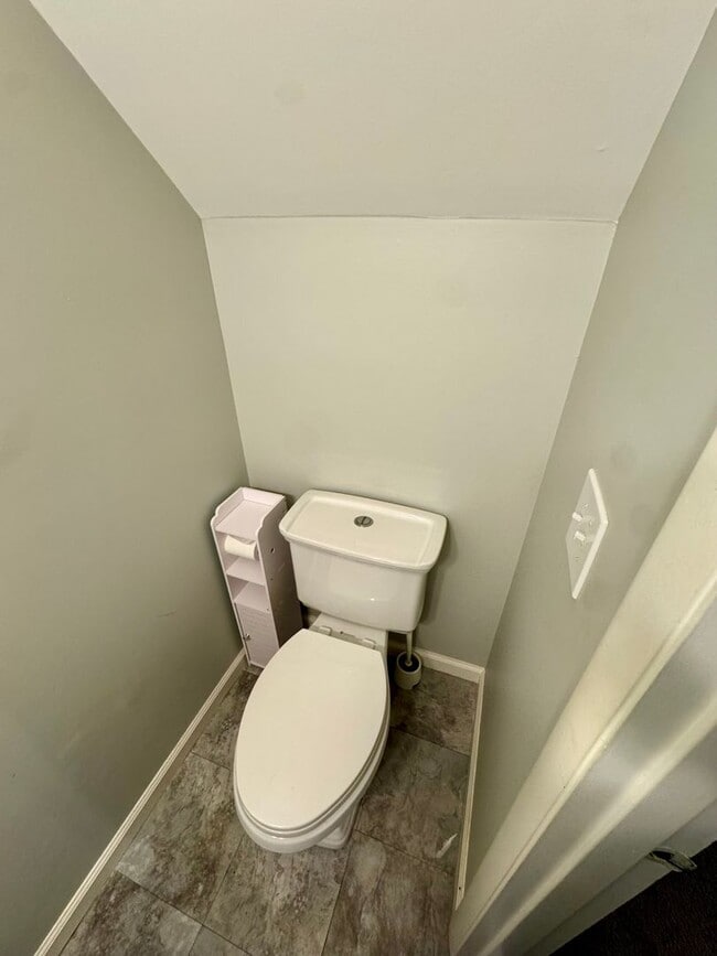 Building Photo - Charming 2 Bed 1 Bath in Cranberry!