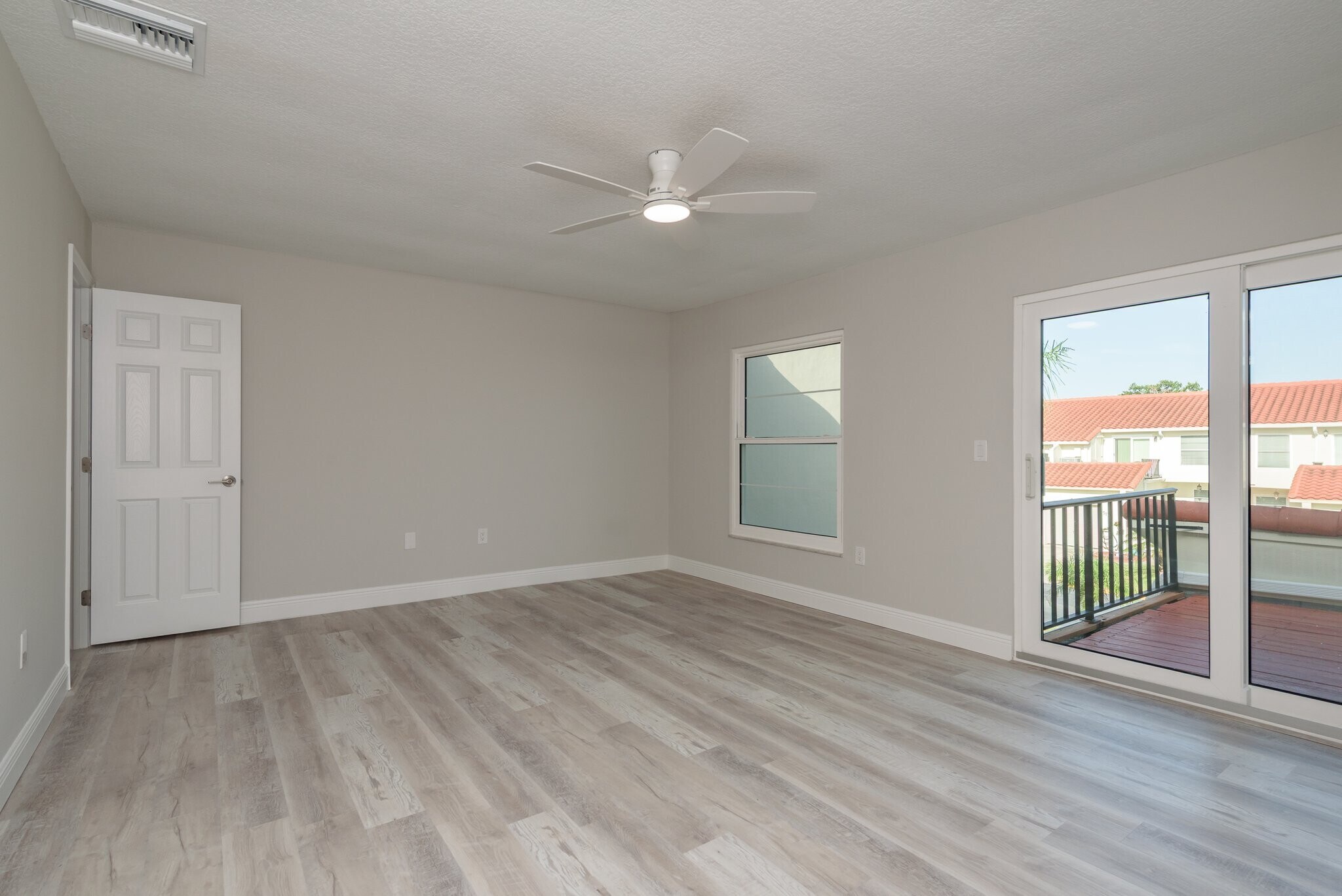 Building Photo - 2700 Bayshore Blvd