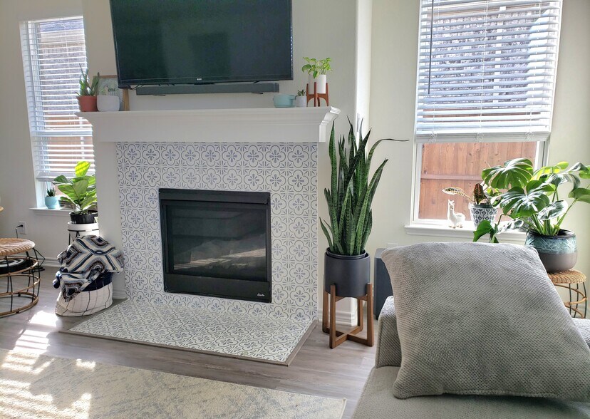 Building Photo - 9008 Bison Creek Dr