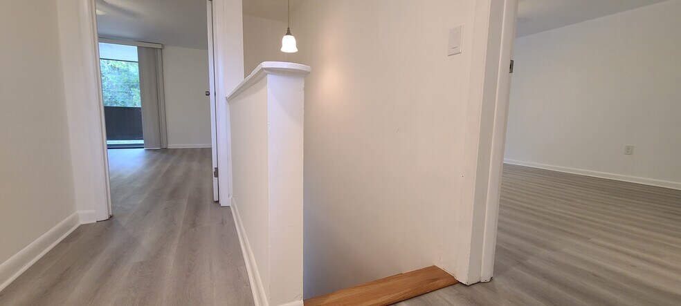 Building Photo - 601 SW 75th St