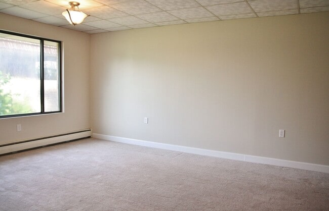 Building Photo - 3941-3943 Concord Street