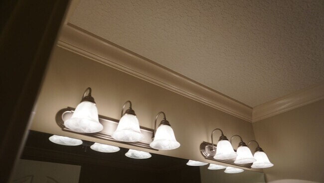 Building Photo - 3406FBarack