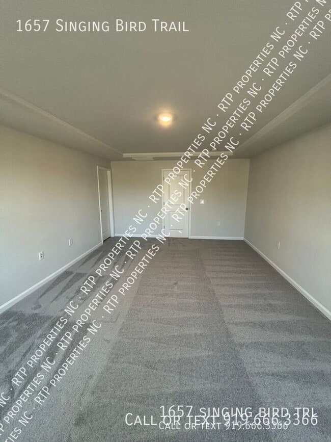 Building Photo - 1657 Singing Bird Trl