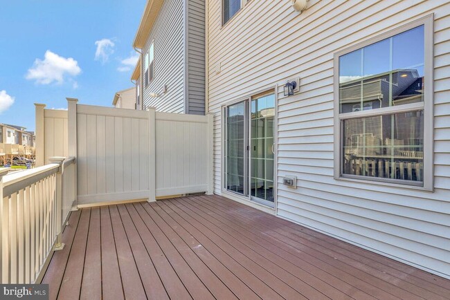 Building Photo - 14934 Ring House Rd