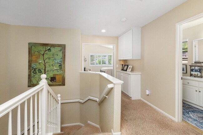 Building Photo - Meticulously Maintained Home in Temeku Hills, 4br/3ba, 3 Car Garage, 1981 sqft. + Enclosed Sunroo...