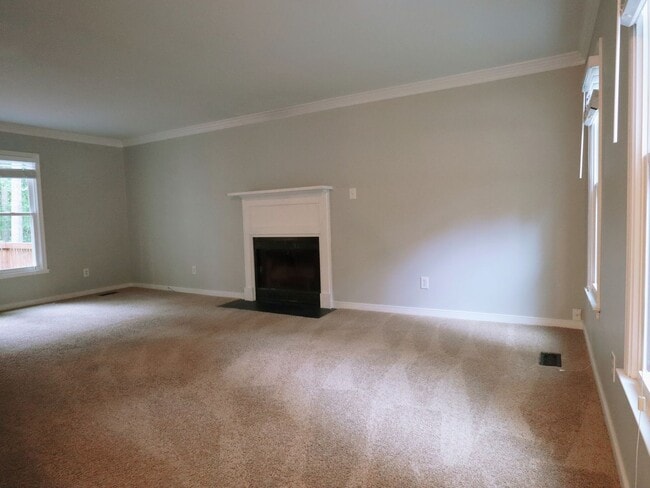 Building Photo - Arrowood Neighborhood Gem – 3BR Home Near ...