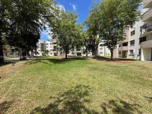 Building Photo - 8006 SW 149th Ave
