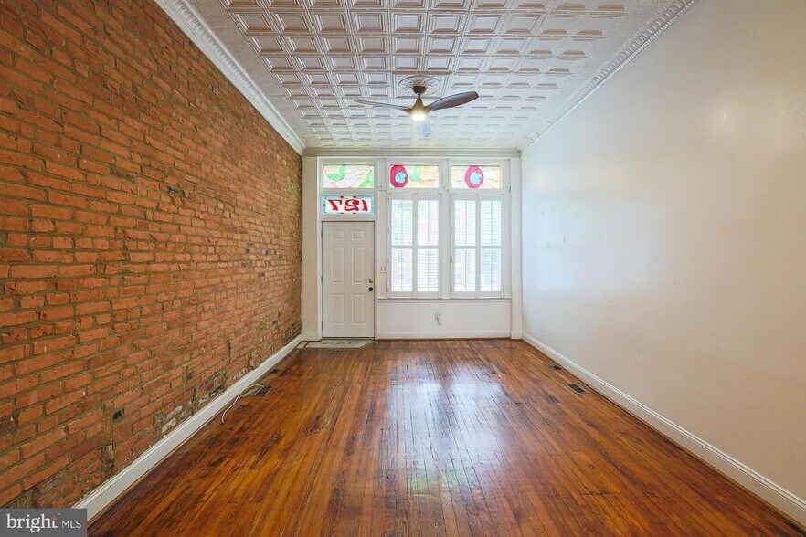 Building Photo - 127 N Patterson Park Ave