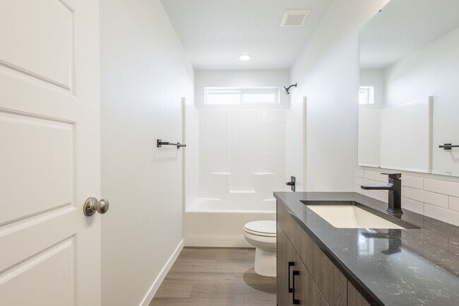 Building Photo - Brand New 4 Bed 2.5 Bath House in Star