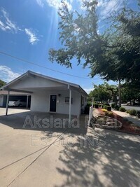 Building Photo - Modesto