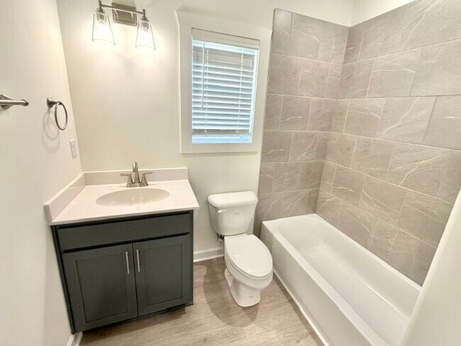 Building Photo - OPEN HOUSE! Now Leasing a Brand New 4-Bedroom 3.5 Townhome in Olive Branch-Minutes from Methodist...