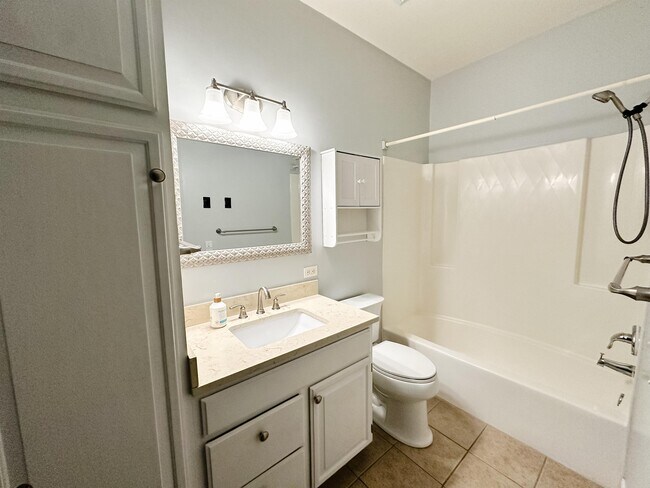 Building Photo - 1392 Carling Dr