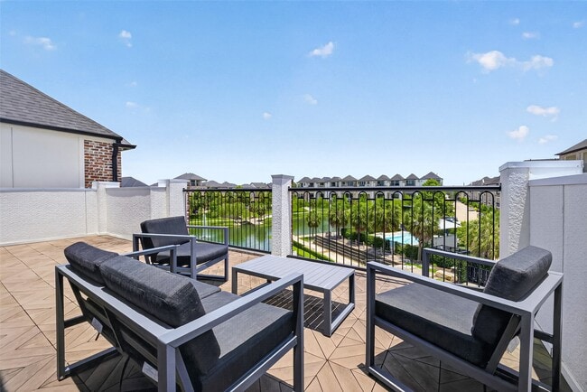 Building Photo - 2703 Kinsley Oaks Dr