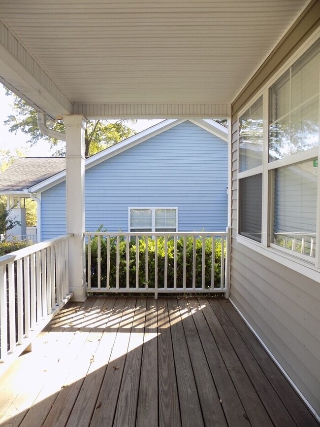 Building Photo - Earlewood-Offering Self Guided Tour with RENTLY!