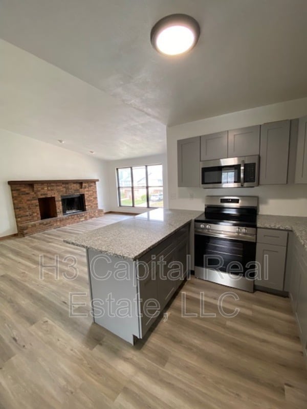 Building Photo - 620 Ganim Dr