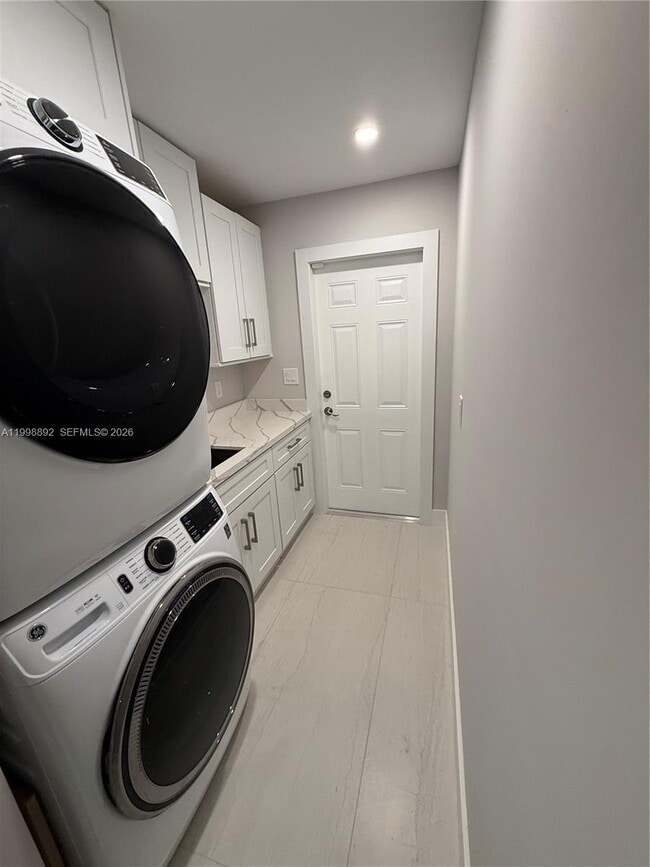 Building Photo - 8772 SW 143rd St