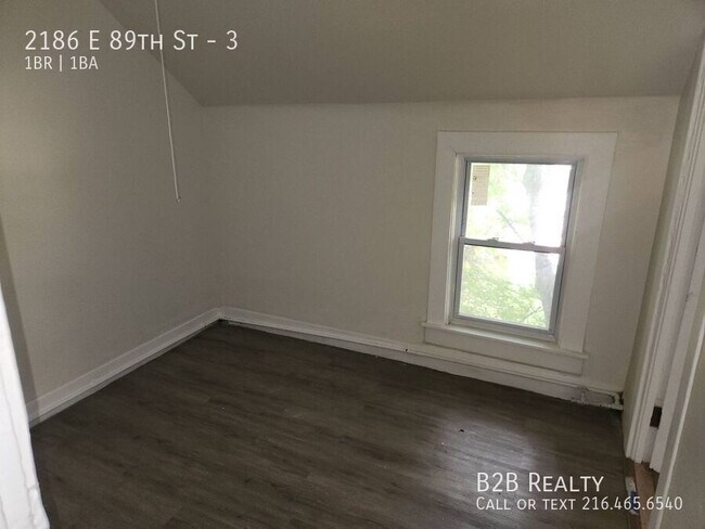 Building Photo - 2186 E 89th St