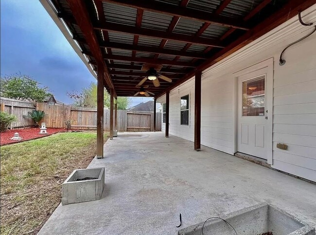 Building Photo - 4722 Cypress Dawn Ln